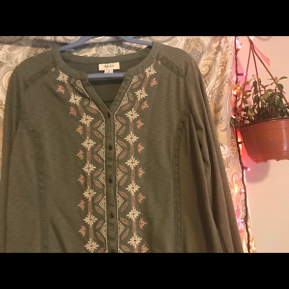 Style & Co embroidered boho top